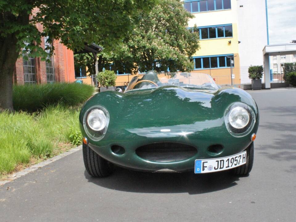 Image 3/16 of Jaguar D-Type (1964)