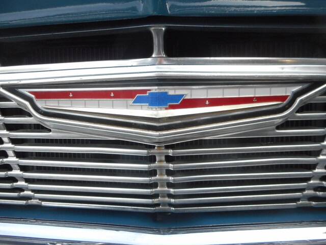 Image 18/25 of Chevrolet Bel Air Sedan (1962)