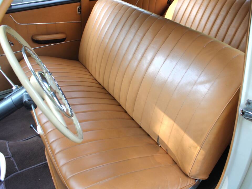 Image 23/50 of Mercedes-Benz 219 (1959)