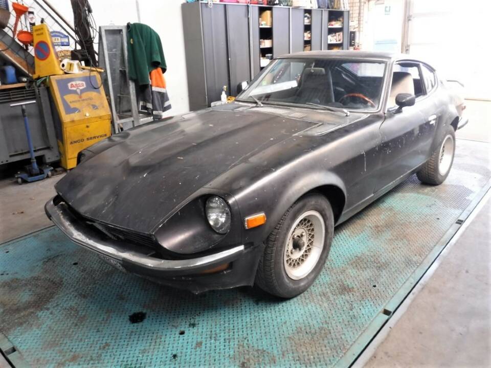 Image 2/46 of Datsun 240 Z (1972)