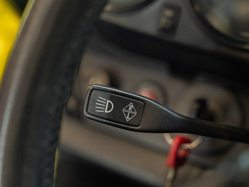 Image 37/50 of Porsche 911 Carrera 2.7 (1975)