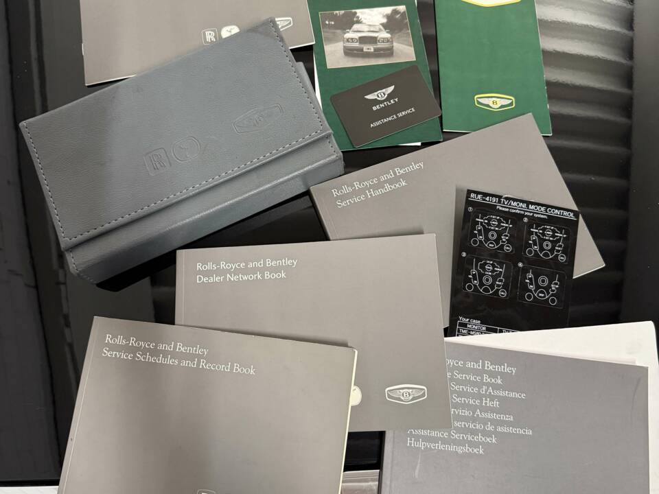 Image 21/21 of Bentley Arnage T (2003)