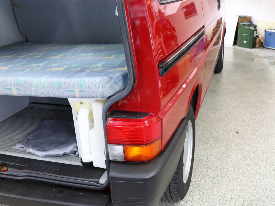 Bild 43/47 von Volkswagen T4 California 2.5 (1995)