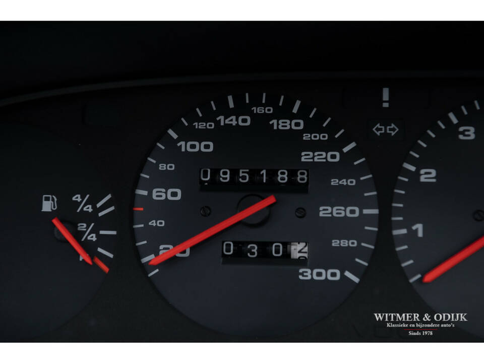 Image 17/30 de Porsche 968 CS (1994)