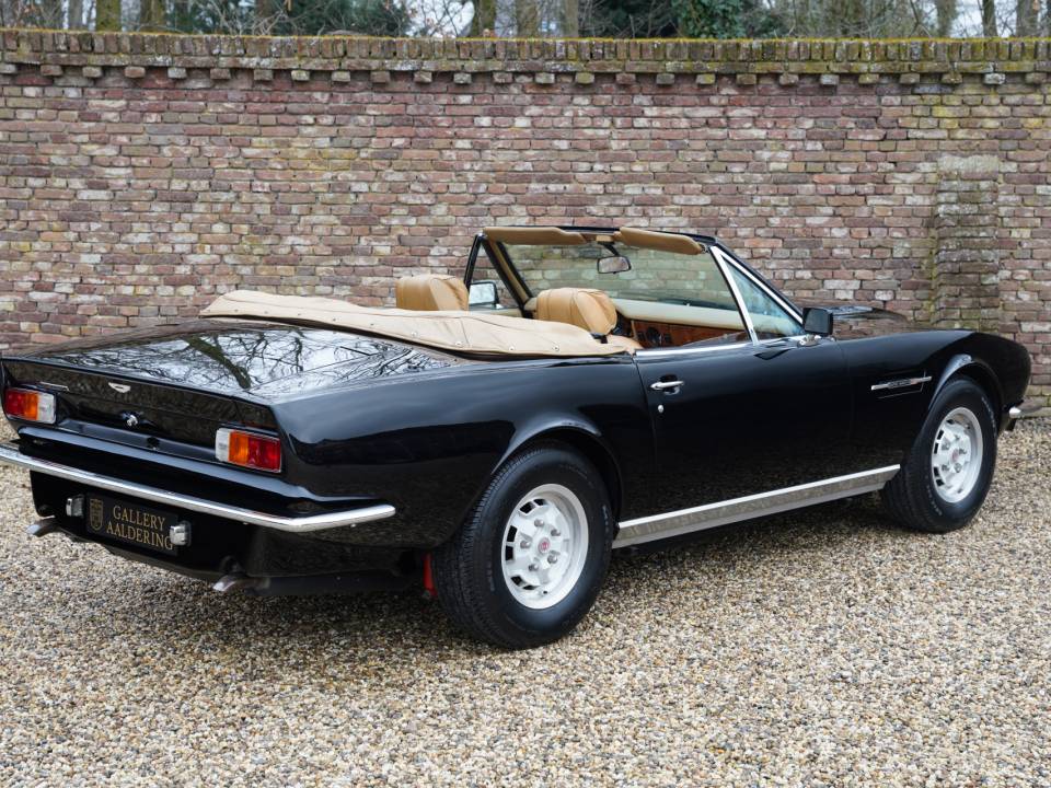 Bild 38/50 von Aston Martin V8 Volante (1982)