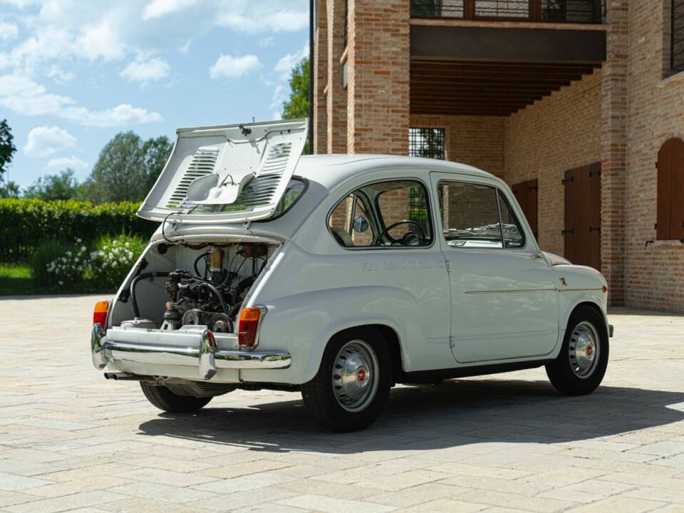 Immagine 40/50 di Abarth Fiat 850 TC (1963)