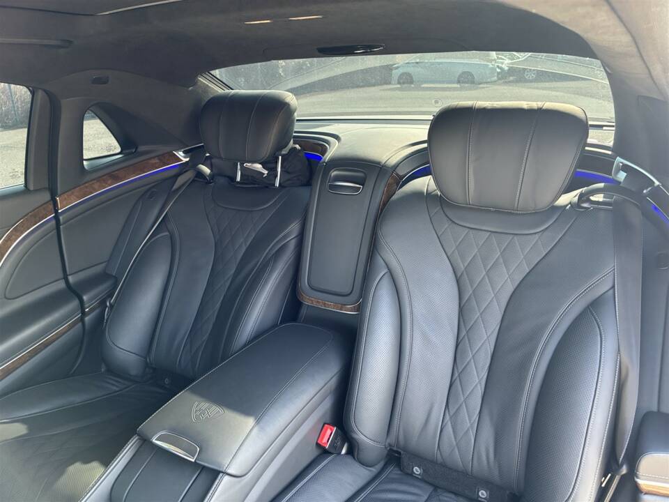 Bild 30/43 von Mercedes-Benz Maybach S 500 (2015)