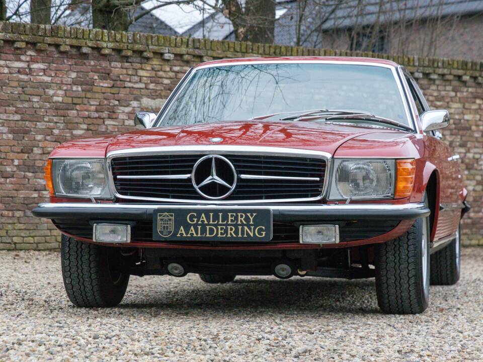 Bild 17/50 von Mercedes-Benz 280 SLC (1975)