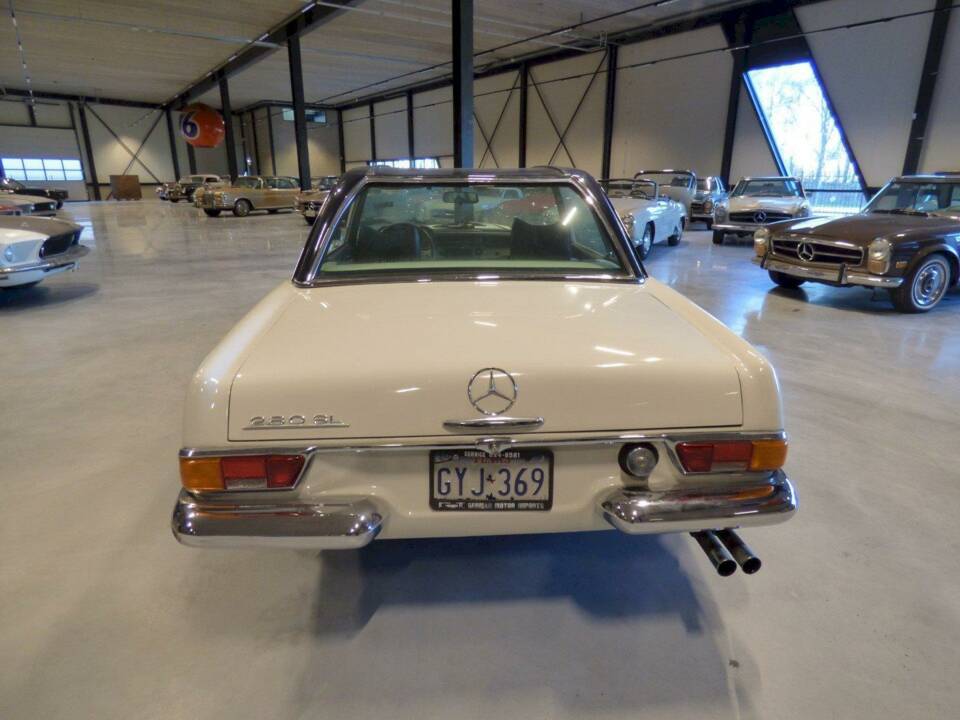 Bild 14/36 von Mercedes-Benz 280 SL (1969)