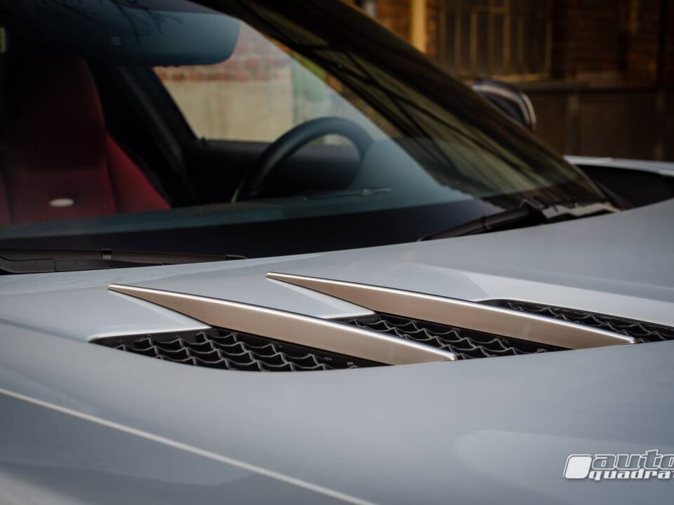 Afbeelding 11/18 van Mercedes-Benz SLS AMG (2011)