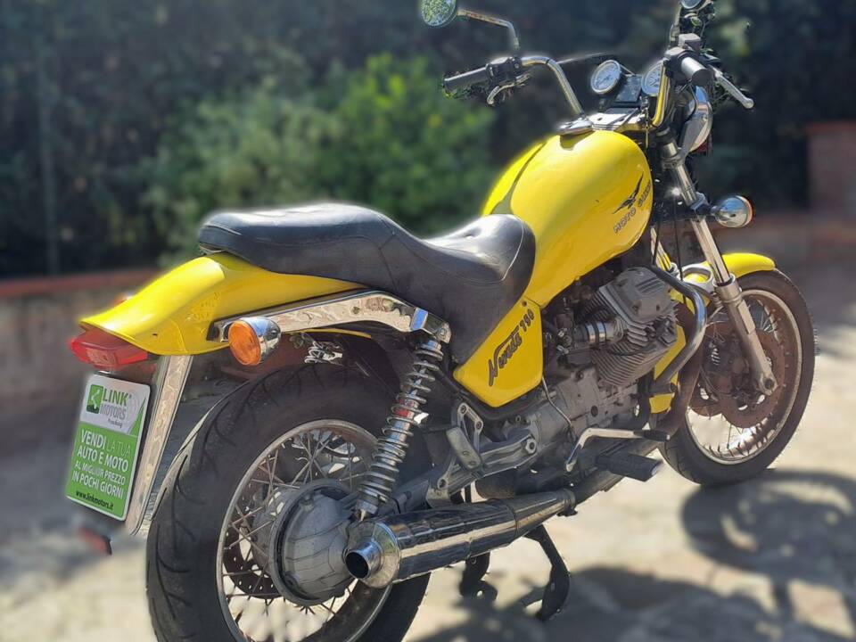 Image 4/31 de Moto Guzzi Nevada 750 (1997)