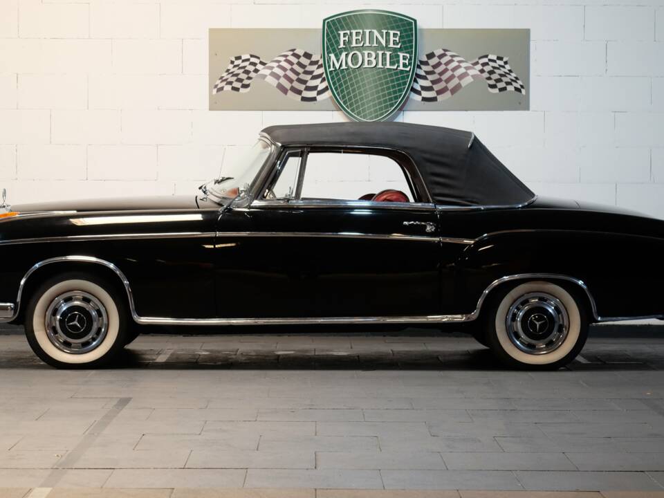 Image 16/30 of Mercedes-Benz 220 S Cabriolet (1957)