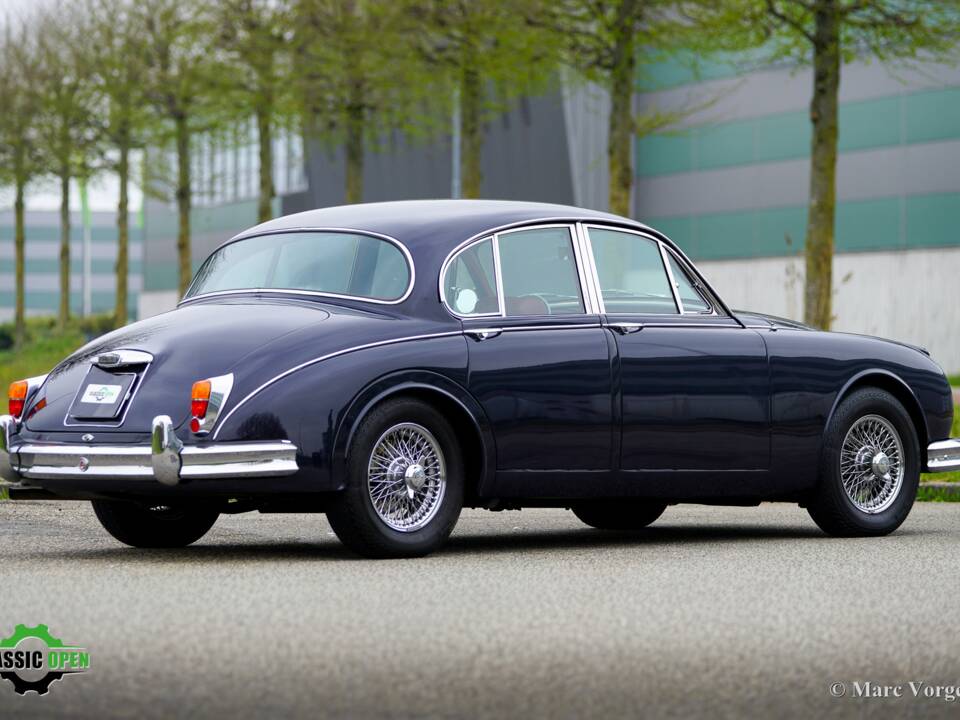 Image 36/42 of Jaguar Mk II 3.8 (1963)
