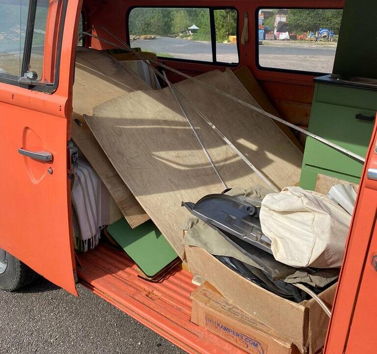 Image 7/8 of Volkswagen T2c Combi (1974)