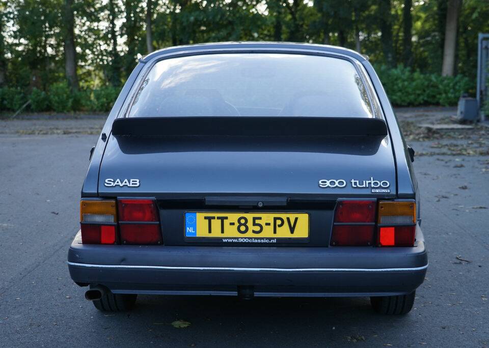 Image 8/8 de Saab 900 Turbo (1989)