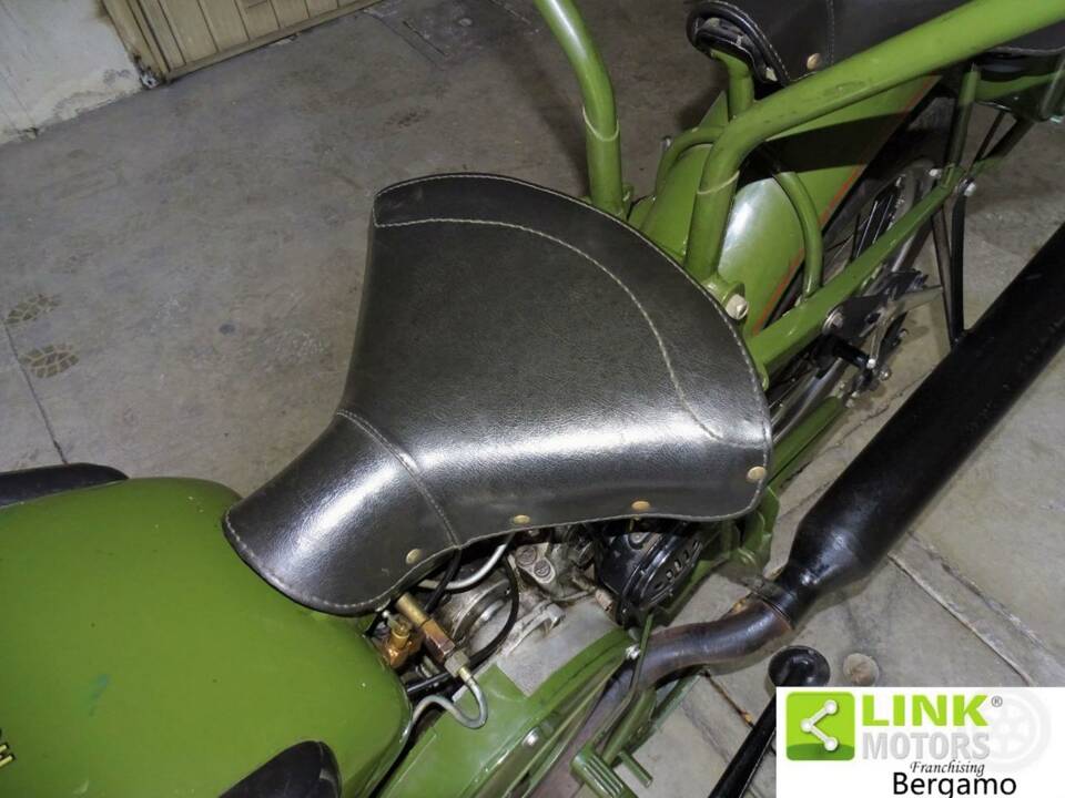 Imagen 8/10 de Moto Guzzi DUMMY (1981)