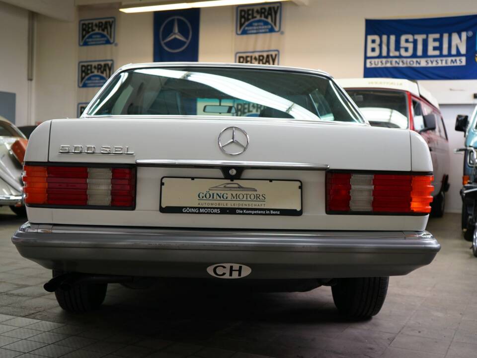 Bild 11/39 von Mercedes-Benz 500 SEL (1984)