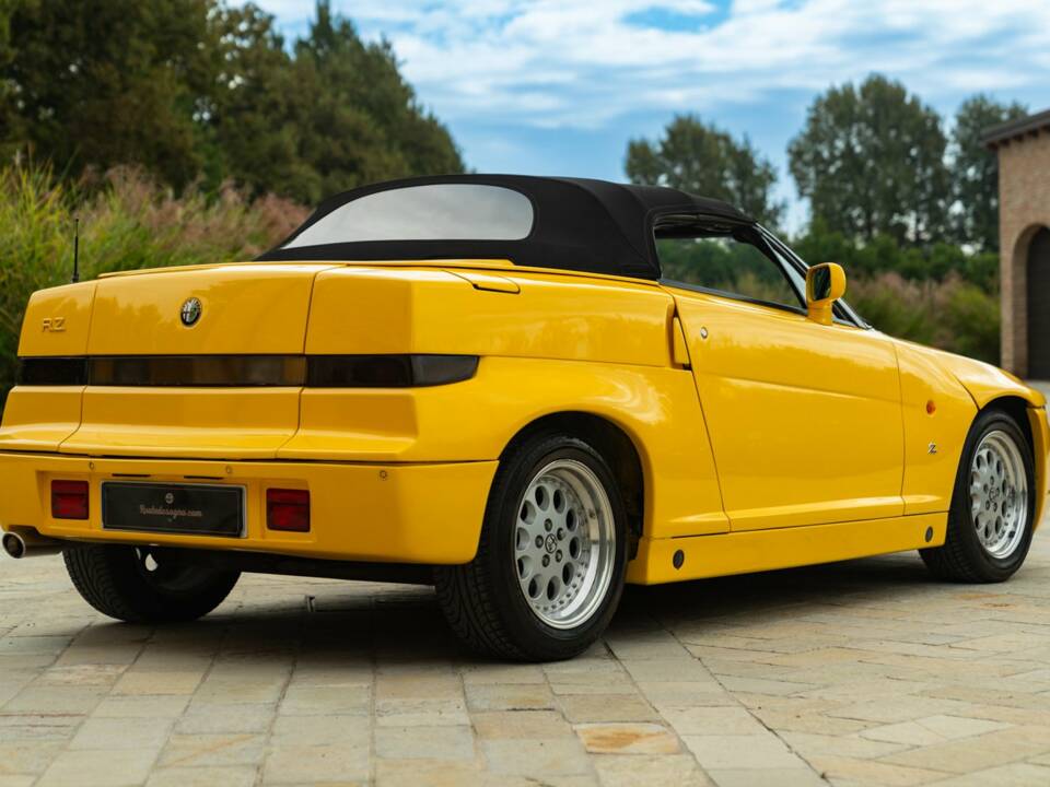 Immagine 7/50 di Alfa Romeo RZ (1994)