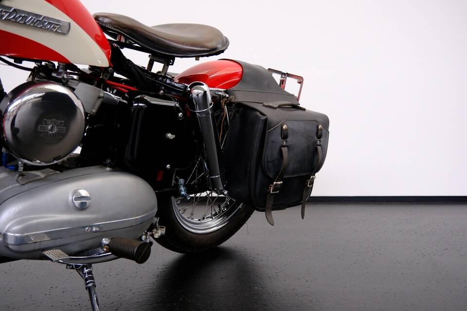 Immagine 33/72 di Harley-Davidson Model KH (1956)