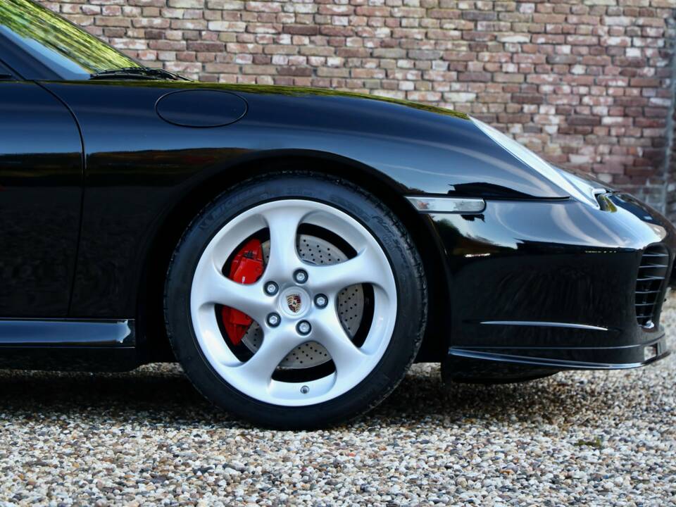 Image 40/50 of Porsche 911 Turbo (2002)