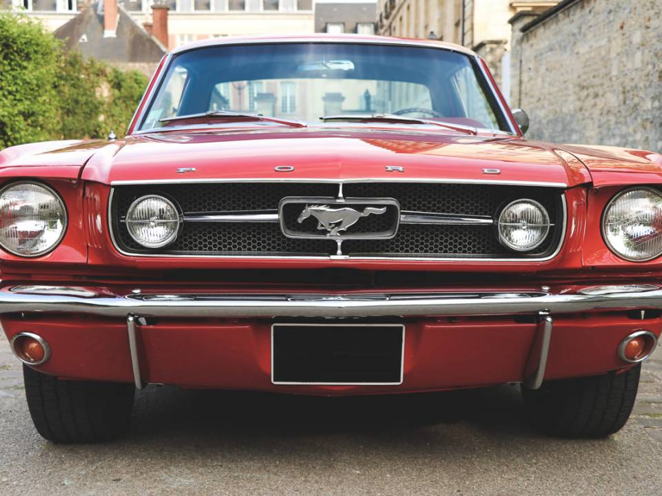 Ford Mustang coupé V8 Front