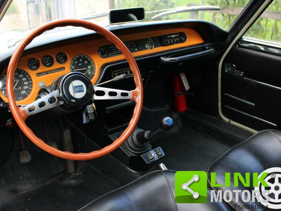 Imagen 9/10 de Lancia Fulvia Sport 1.6 (Zagato) (1972)