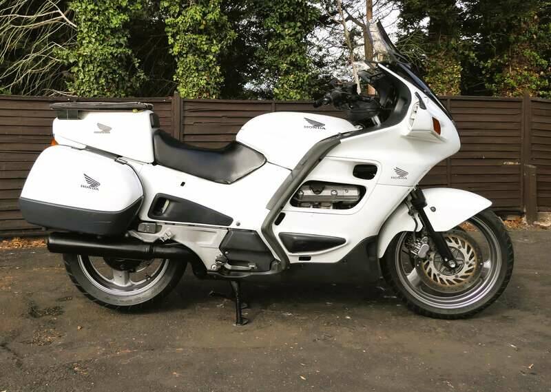 Immagine 1/21 di Honda ST 1100 Pan European (1998)