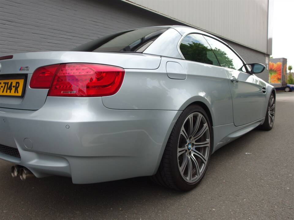 Image 22/98 de BMW M3 (2011)