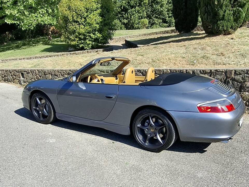 Afbeelding 5/16 van Porsche 911 Carrera 4 (2002)