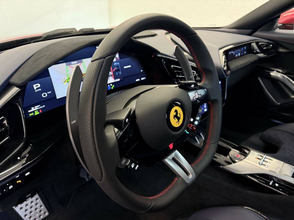Imagen 20/28 de Ferrari 12Cilindri (2025)