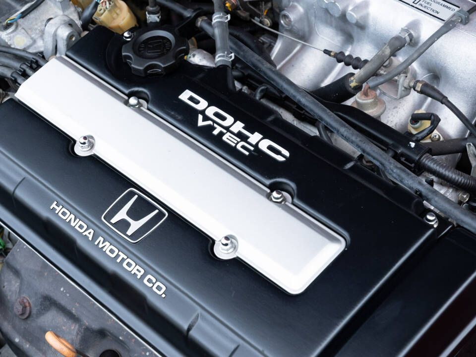 Image 74/80 of Honda CRX (1991)