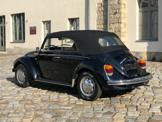 Image 5/19 of Volkswagen Beetle 1303 (1975)