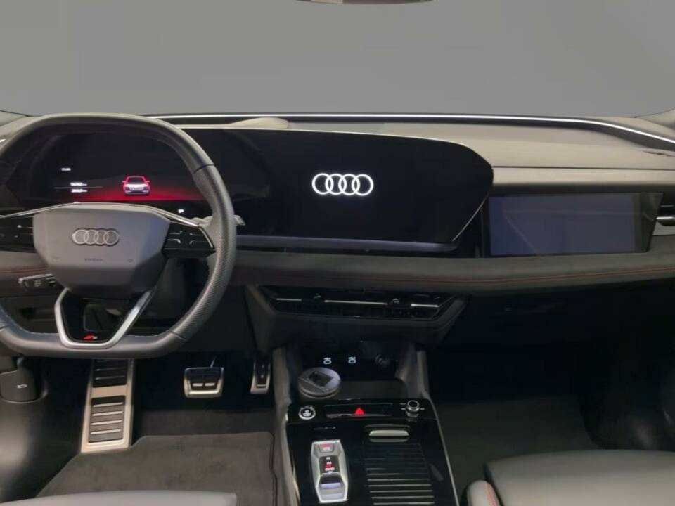 Imagen 3/10 de Audi Q6 e-tron quattro (2024)