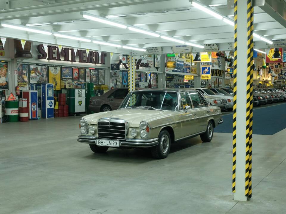 Bild 1/50 von Mercedes-Benz 300 SEL 6.3 (1968)