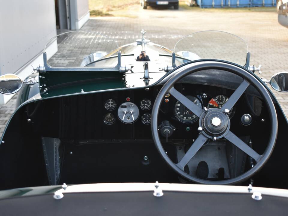 Image 28/39 of Bentley 3 1&#x2F;2 Litre (1934)