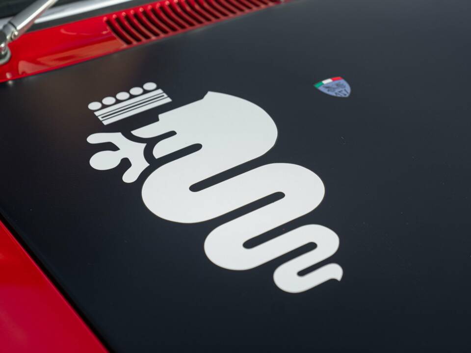 Bild 34/50 von Alfa Romeo 2000 GT Veloce (1973)
