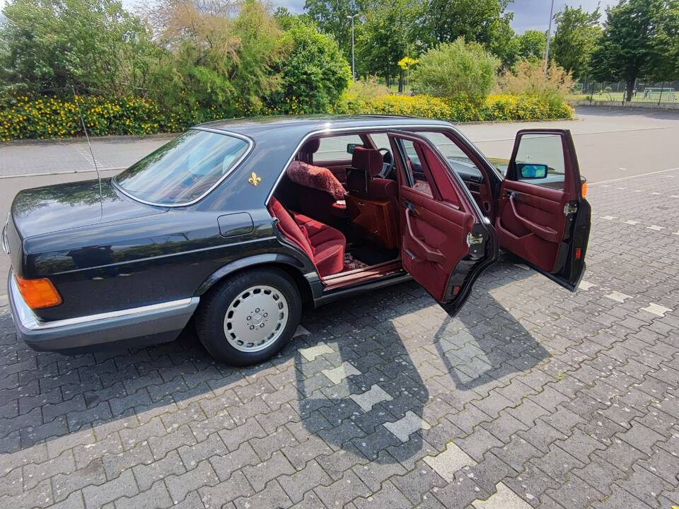 Bild 16/34 von Mercedes-Benz 420 SEL (1989)
