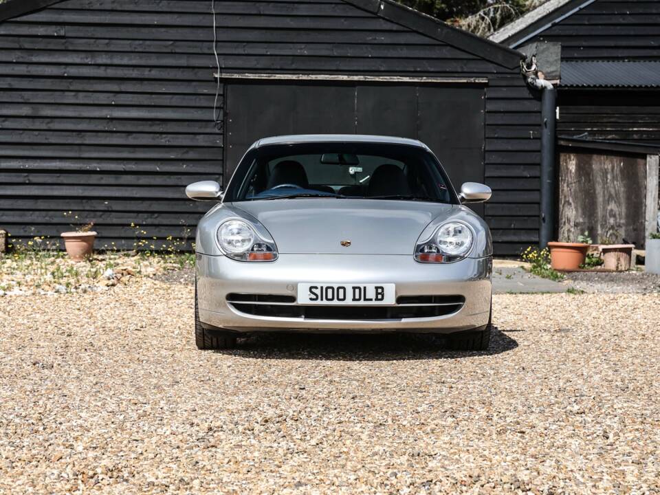 Bild 25/38 von Porsche 911 Carrera (1998)