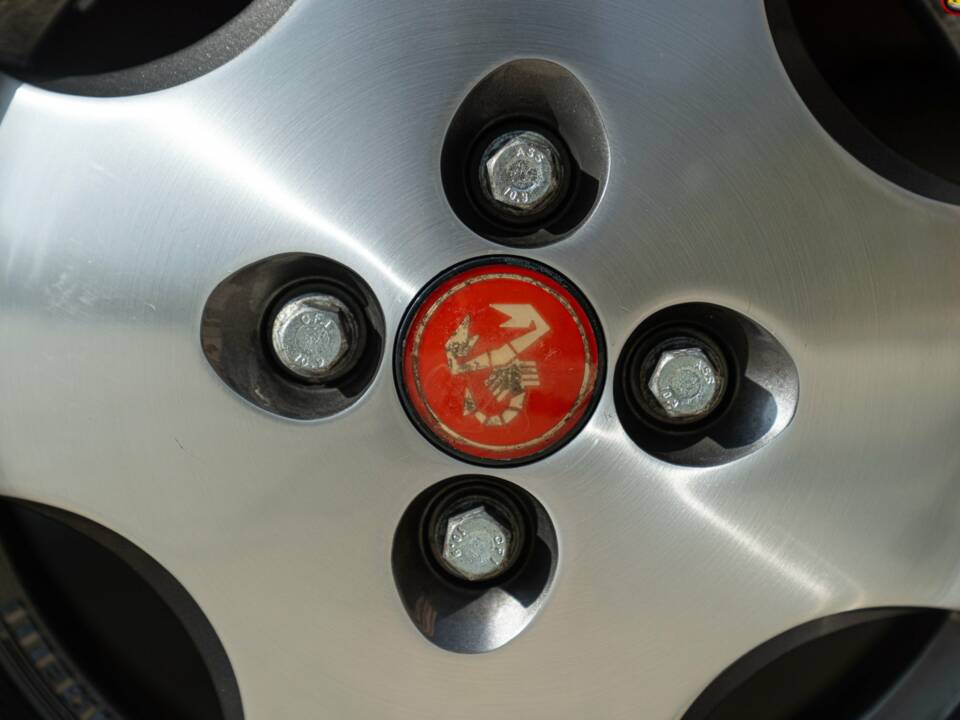 Bild 21/50 von FIAT Ritmo 105 TC (1990)