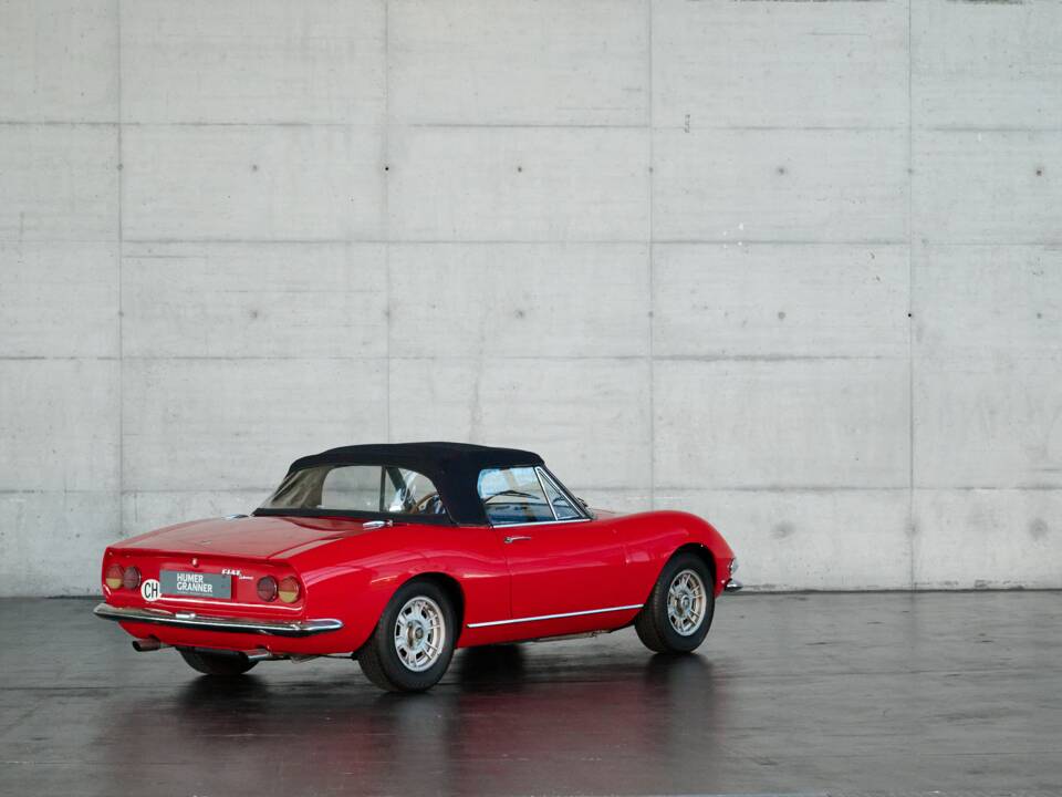 Bild 27/50 von FIAT Dino Spider (1969)