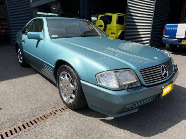 Image 2/21 de Mercedes-Benz 300 SL-24 (1992)