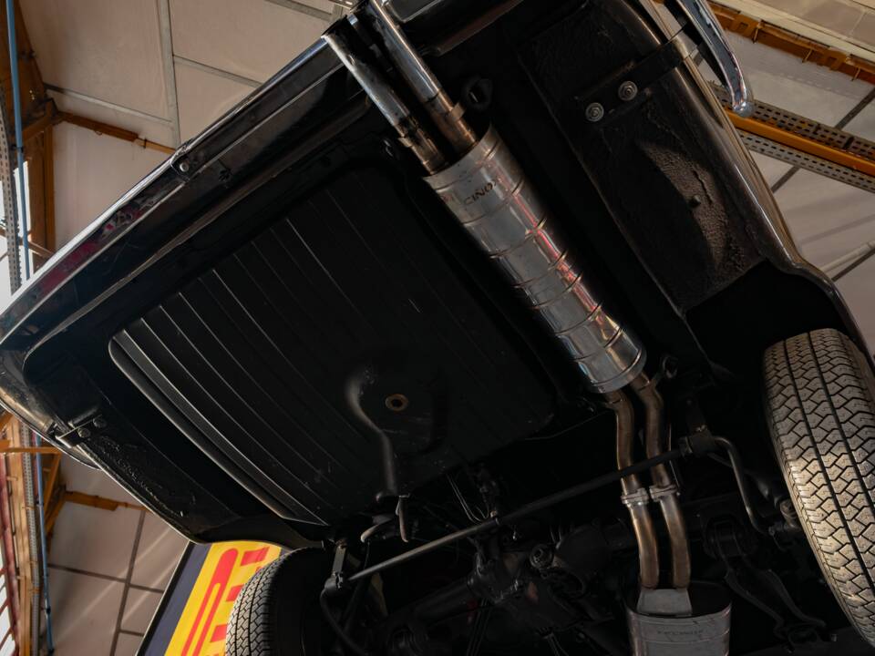 Image 77/86 of Mercedes-Benz 300 SE (1965)