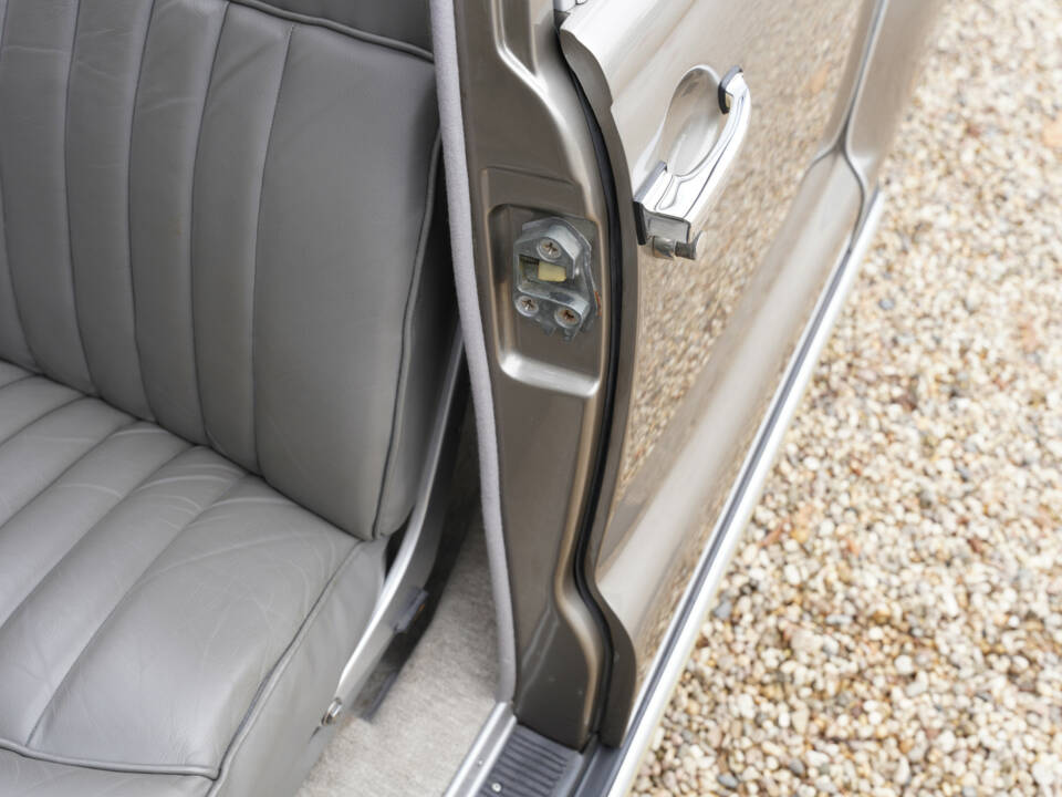 Immagine 10/50 di BMW 501 V8 (1965)
