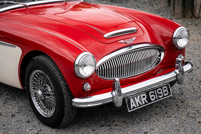 Image 8/35 of Austin-Healey 3000 Mk II (BJ7) (1963)