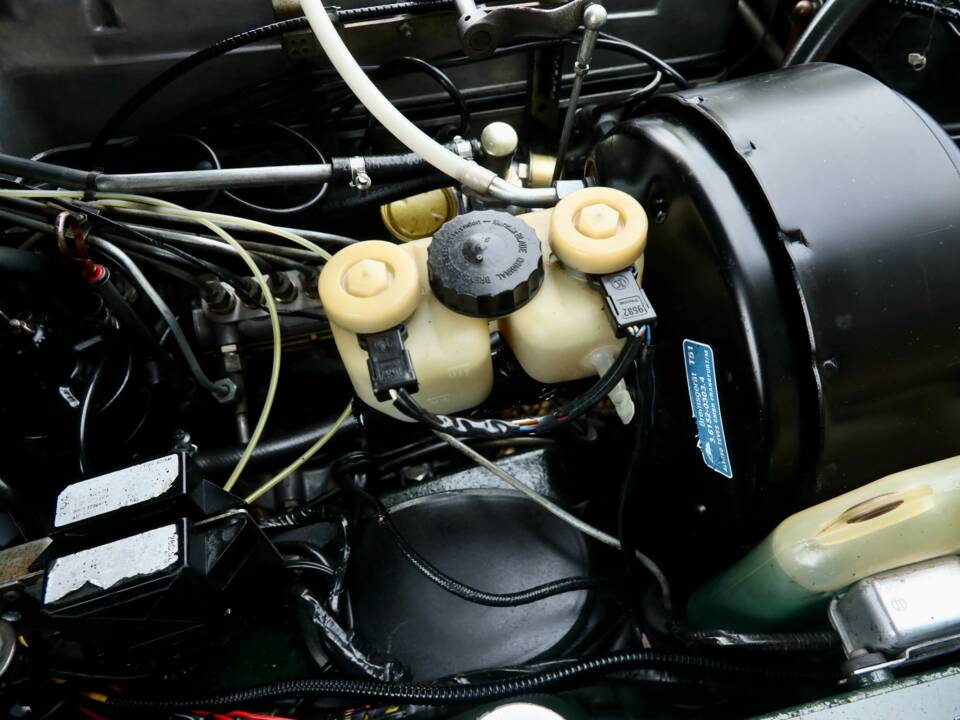 Bild 46/50 von Mercedes-Benz 280 SL (1970)