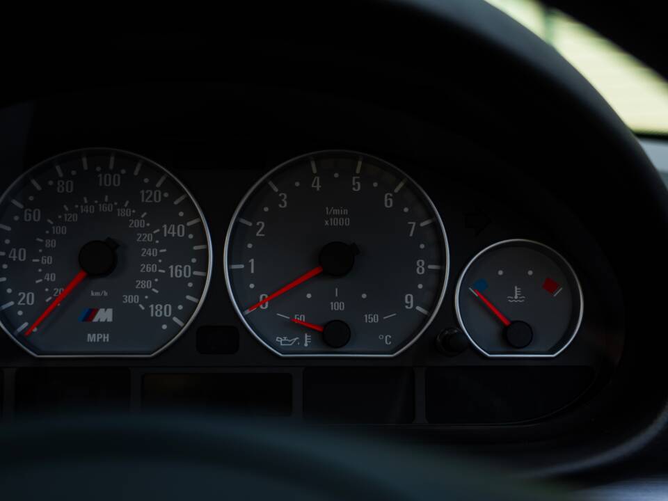 Immagine 41/70 di BMW M3 (2004)