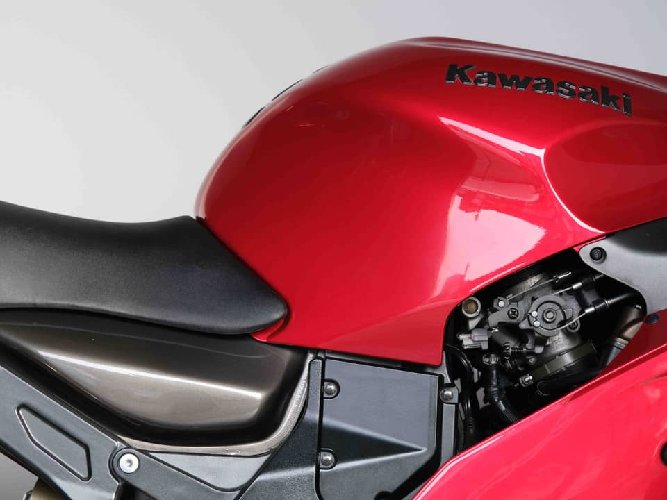 Image 31/91 of Kawasaki Ninja 1200 ZX-12R (2000)