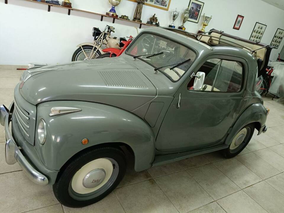 Bild 28/44 von FIAT 500 C Topolino (1950)