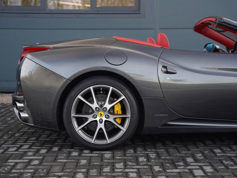 Image 9/50 of Ferrari California (2009)