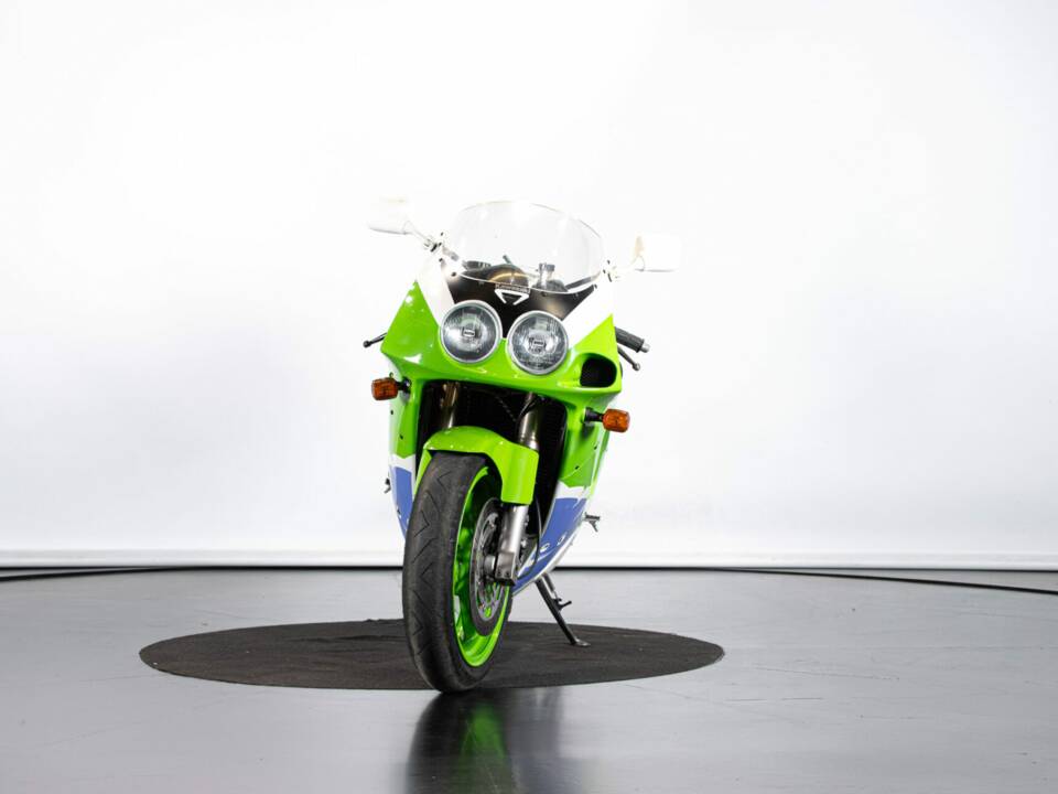 Image 7/49 of Kawasaki ZX-R 750 (1994)